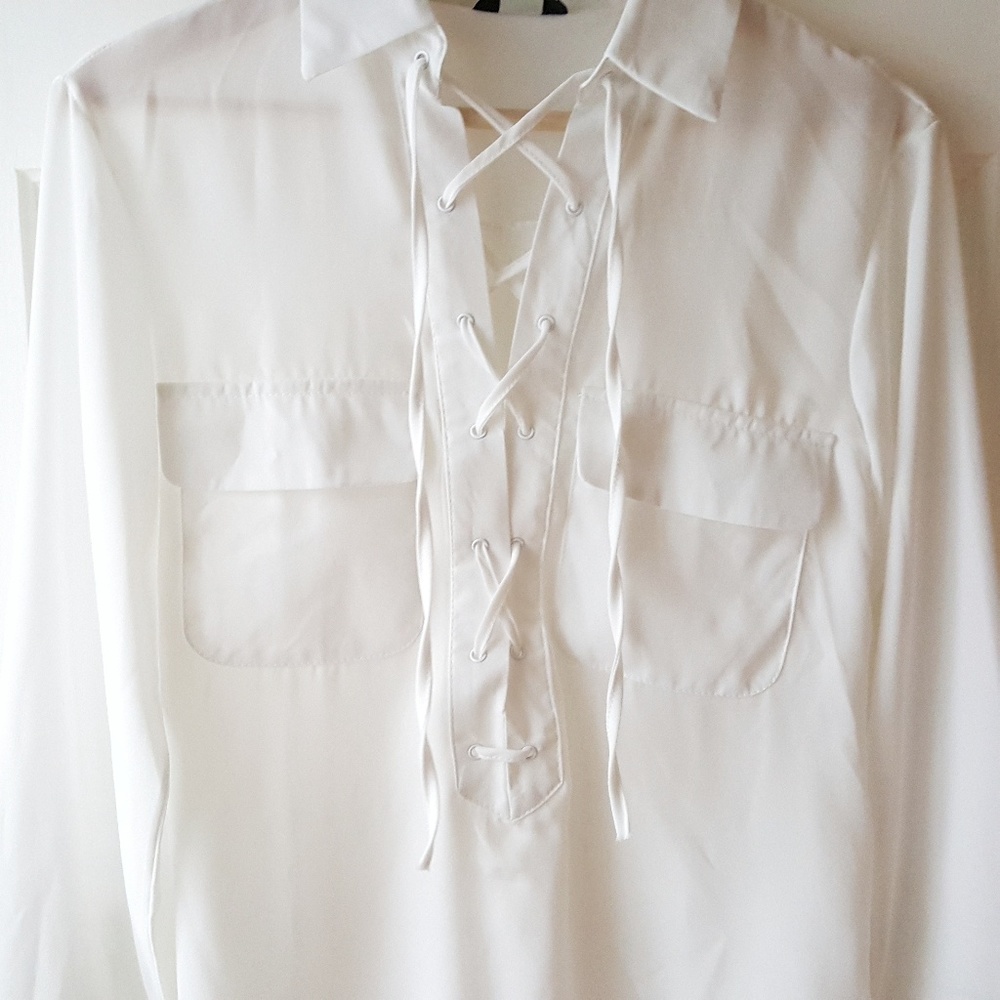 ๐ผ White Chiffon Lace-up Blouse ๐ผ - Picture 2 of 5